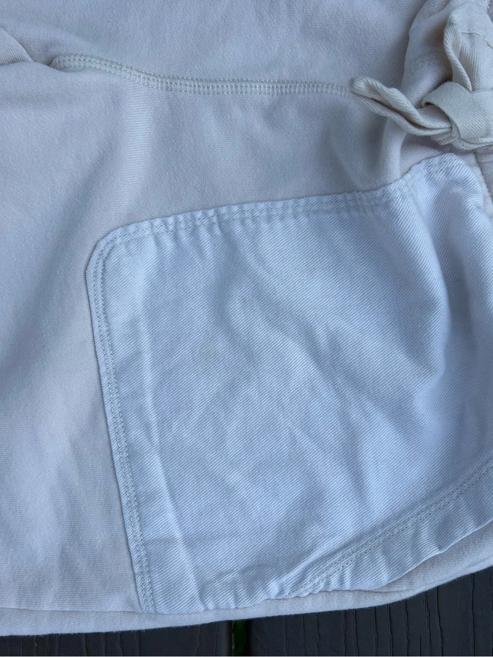 American Eagle Outfitters Cream Quilted Jogger Pants